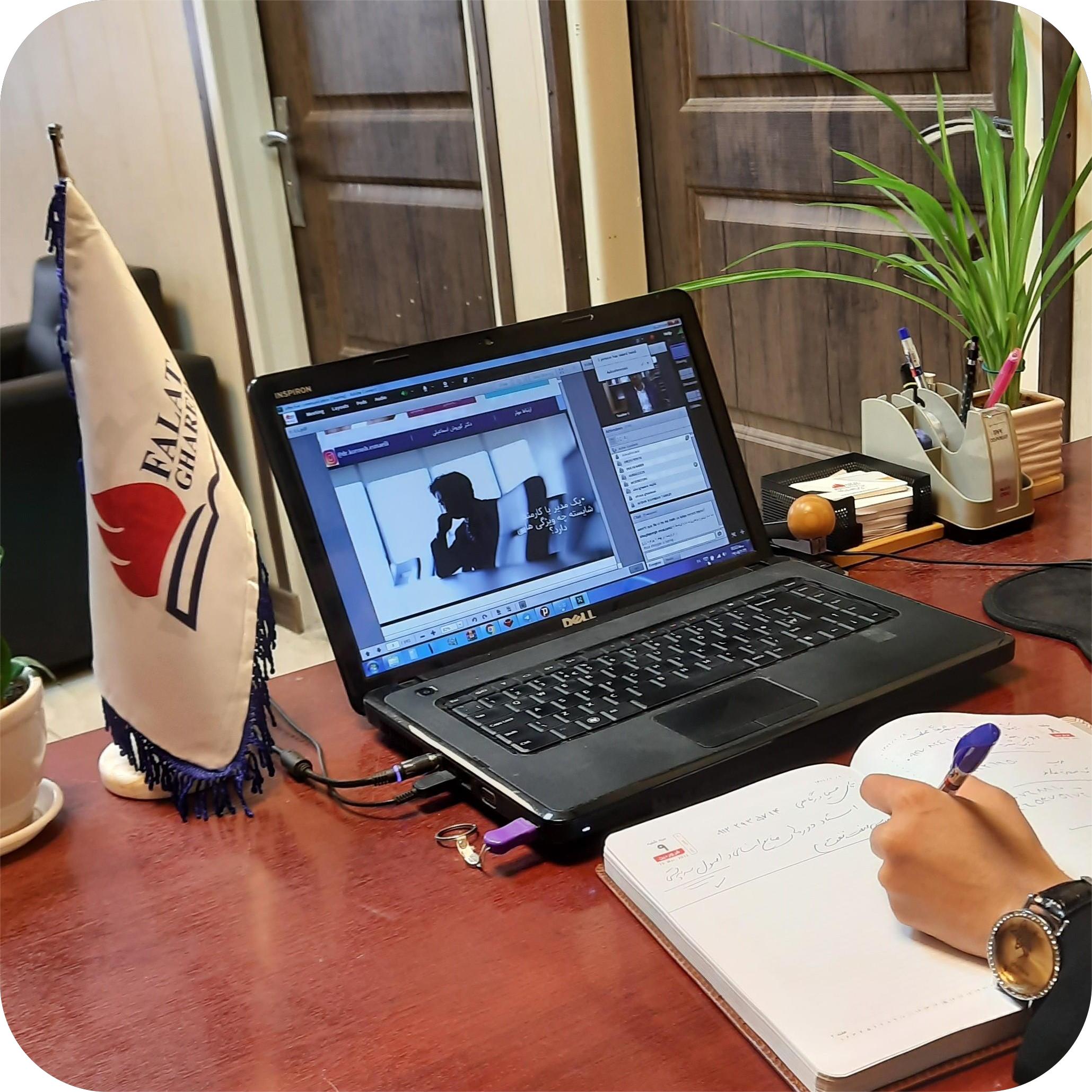 WeCreativez WhatsApp Support